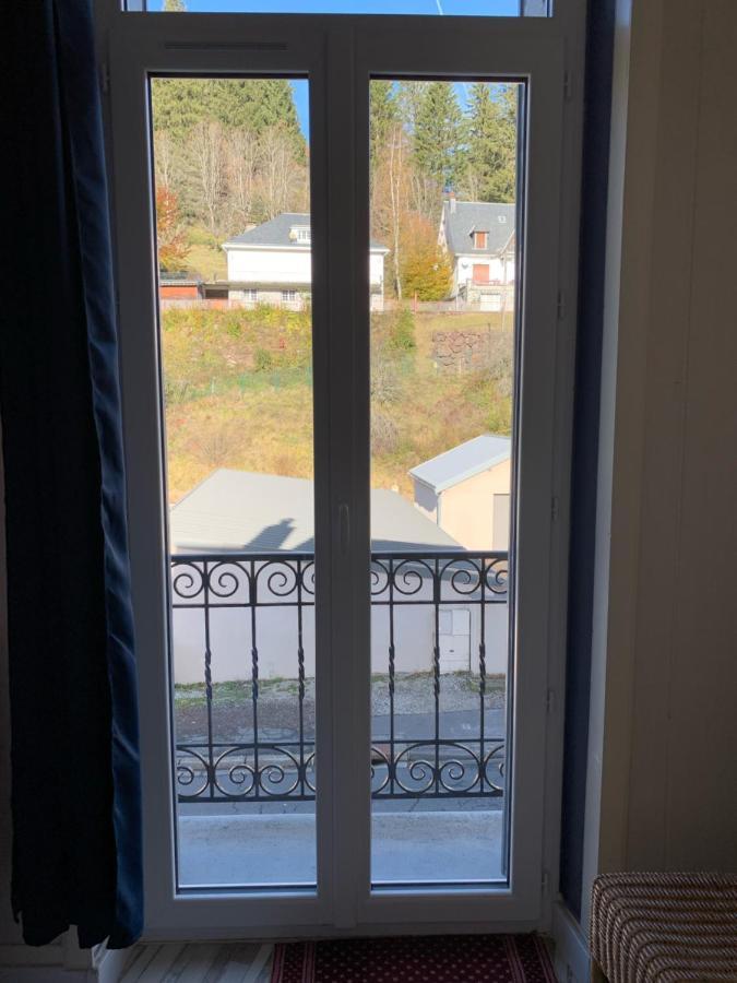 Appartement Lumineux N°6 Le Val D'Or - 4 Personnes - 1 Chambre Avec Petit Balcon ラ・ブルブール エクステリア 写真